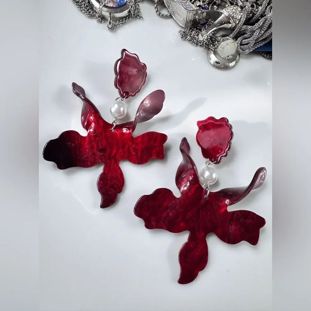 Zara Burgundy with Pearl Accent Earrings